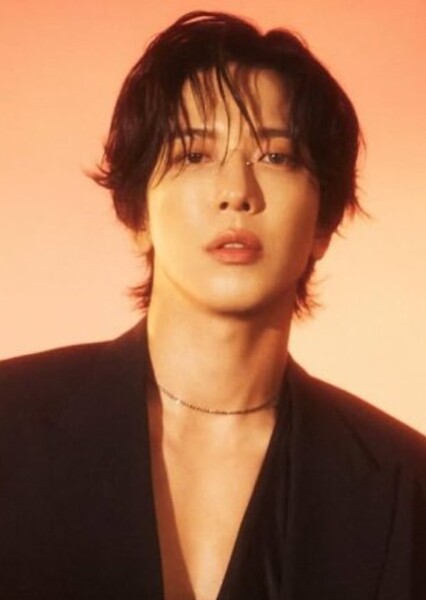 Jung Yong-hwa photo