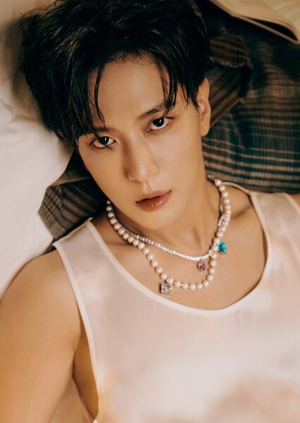 Jung Yong-hwa photo