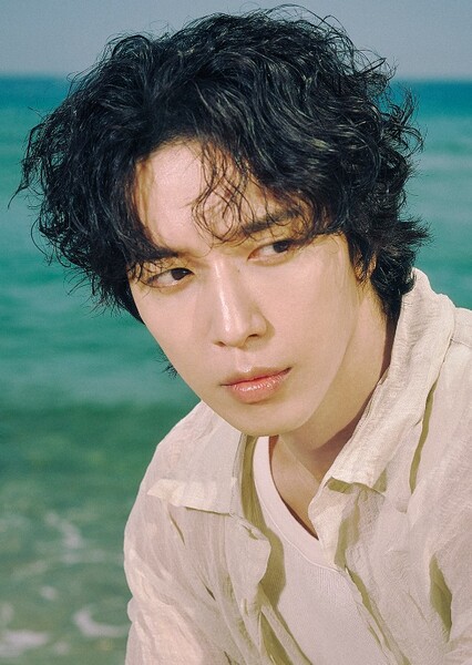 Jung Yong-hwa photo