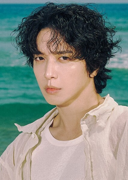 Jung Yong-hwa photo