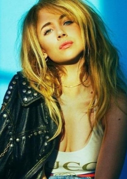 Juno Temple photo