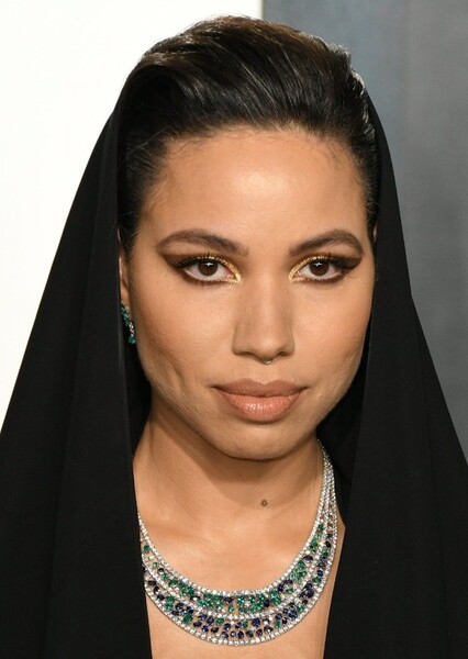Jurnee Smollett-Bell photo
