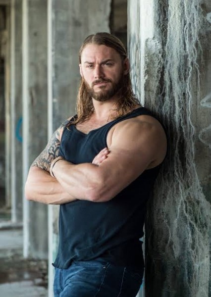 Justin Kucsulain