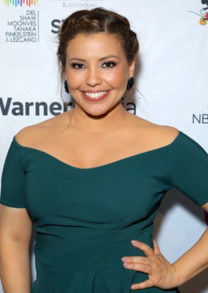 Justina Machado photo