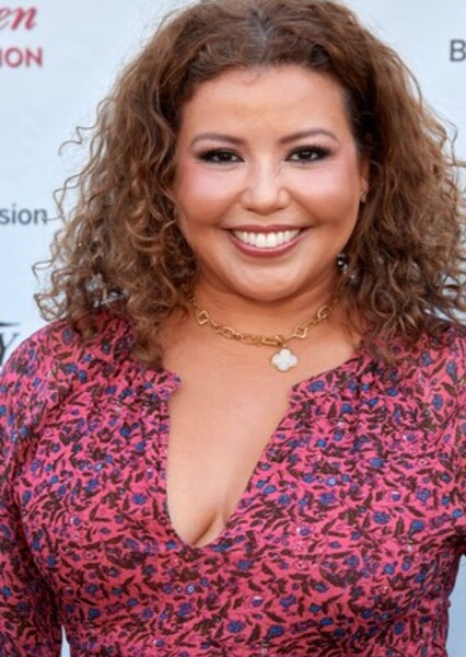 Justina Machado photo
