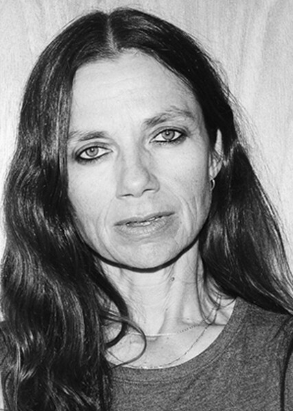 Justine Bateman photo