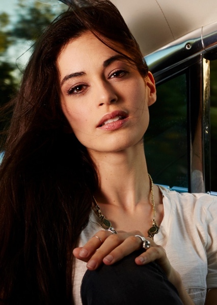 Justine Cotsonas photo