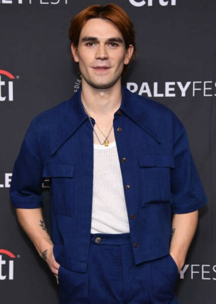 KJ Apa photo