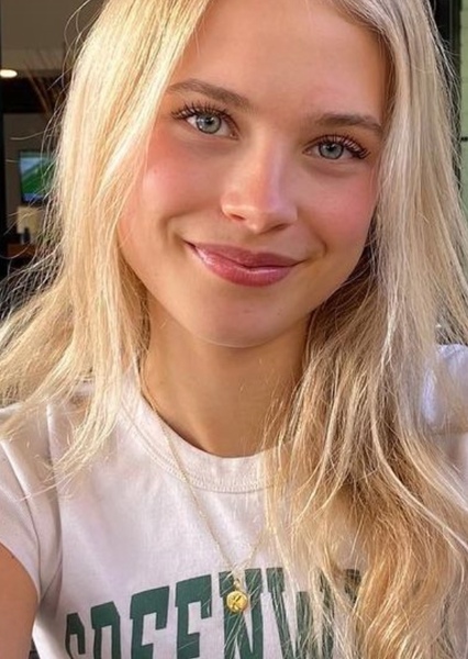 Kaley mcpherson photo