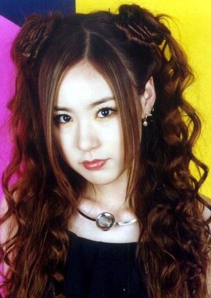 Kan Mi-youn photo
