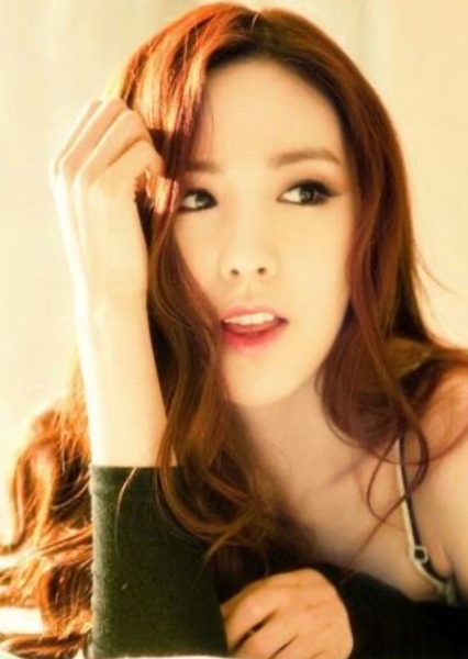 Kan Mi-youn photo
