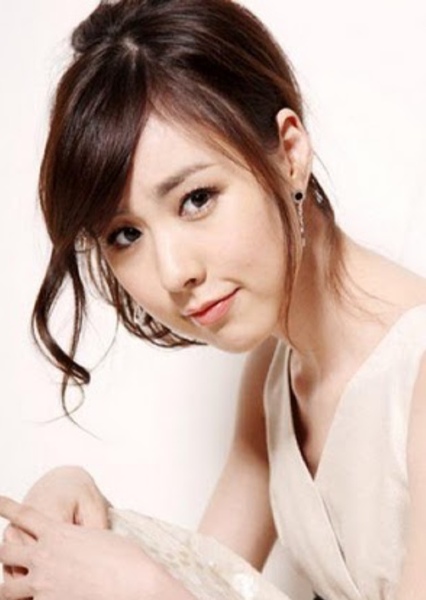 Kan Mi-youn photo