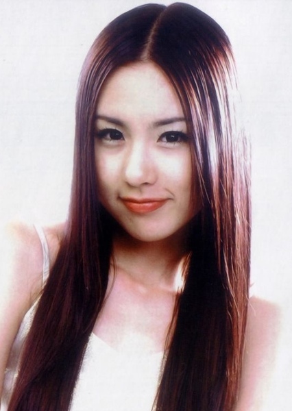 Kan Mi-youn photo
