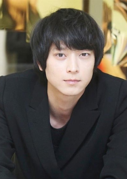 Gang Dong-won photo