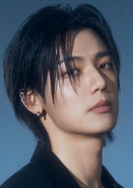 Kang Min-hyuk photo