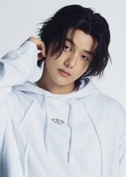 Kang Min-hyuk photo