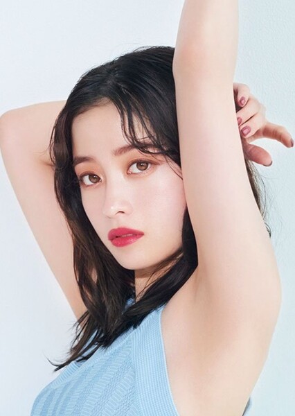 Kanna Hashimoto photo
