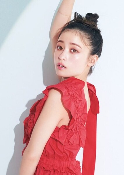 Kanna Hashimoto photo