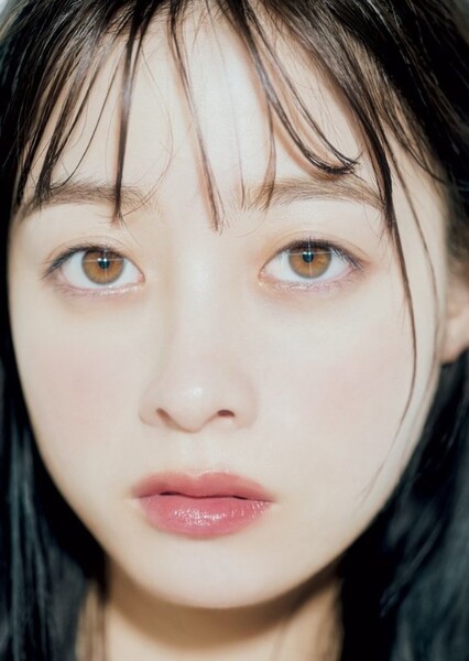 Kanna Hashimoto photo
