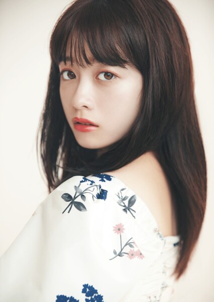 Kanna Hashimoto photo