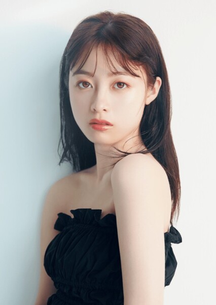 Kanna Hashimoto photo