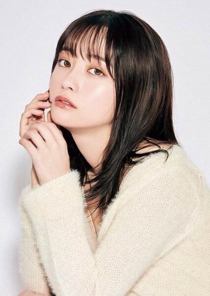 Kanna Hashimoto photo