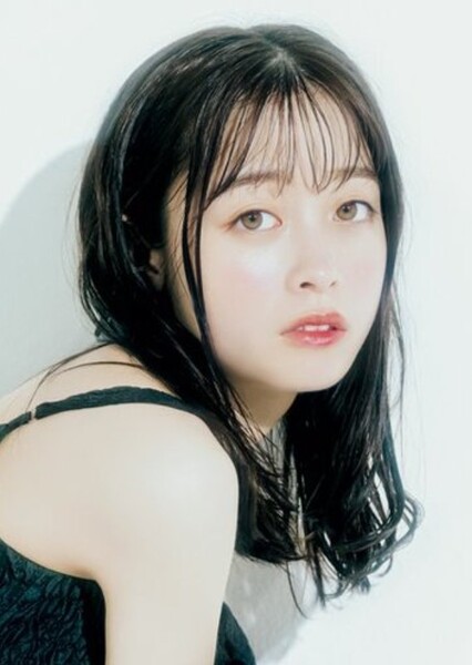 Kanna Hashimoto photo