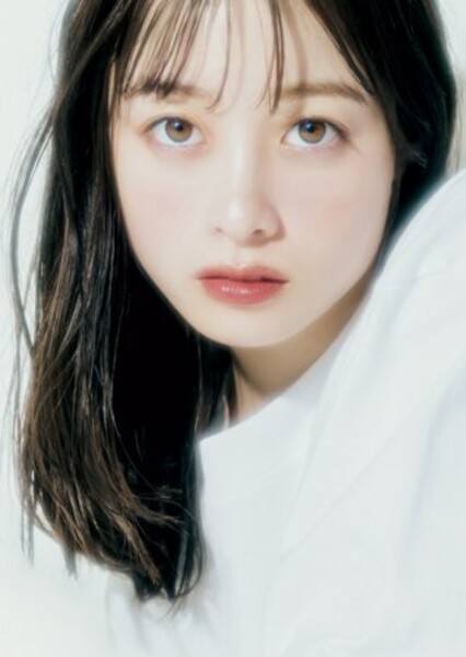 Kanna Hashimoto photo