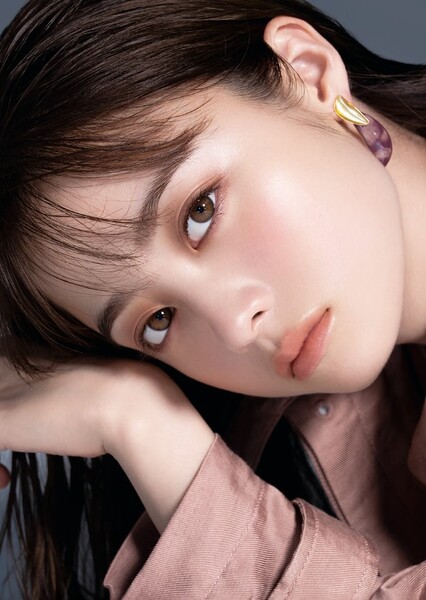 Kanna Hashimoto photo