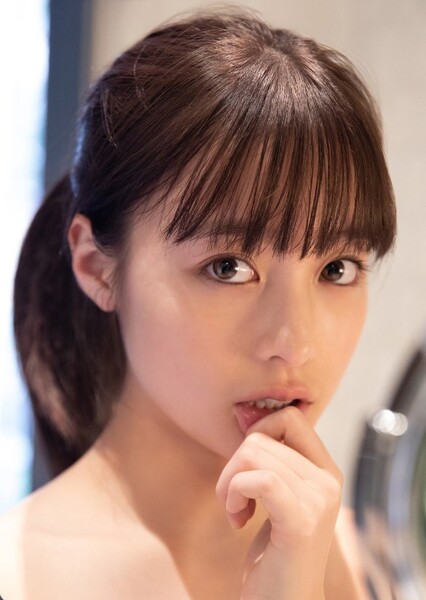 Kanna Hashimoto photo