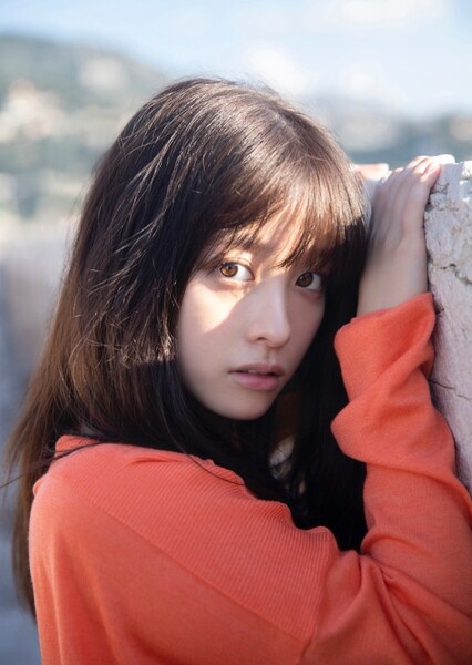 Kanna Hashimoto photo