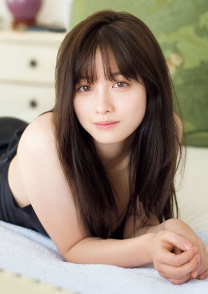 Kanna Hashimoto photo