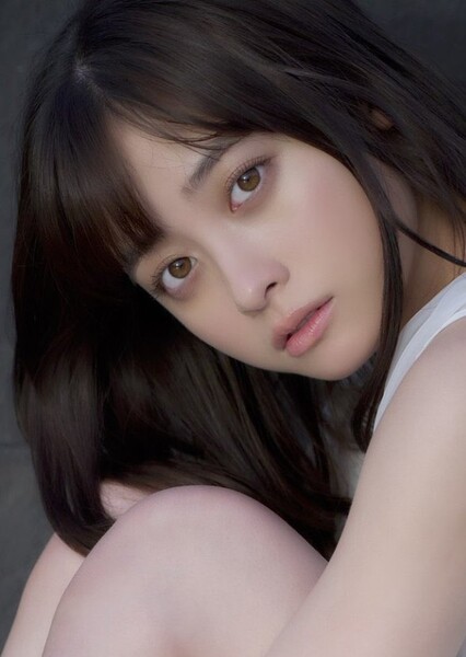 Kanna Hashimoto photo