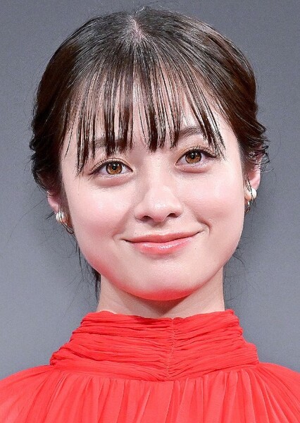 Kanna Hashimoto photo