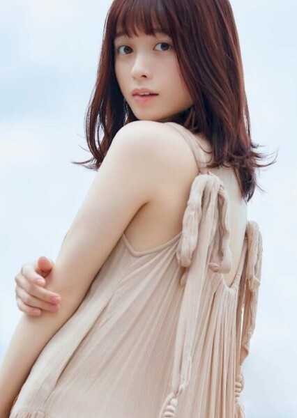 Kanna Hashimoto photo