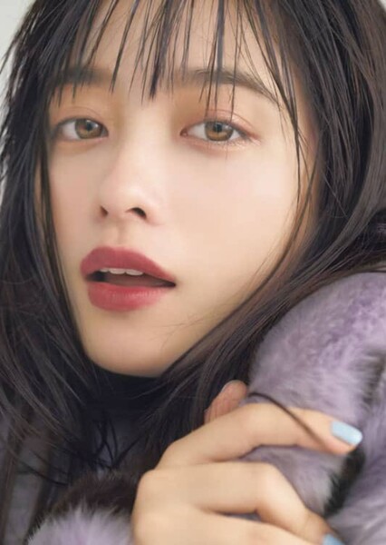 Kanna Hashimoto photo