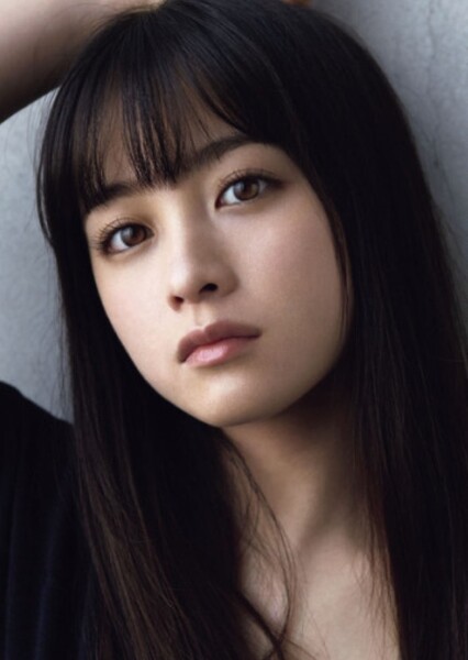 Kanna Hashimoto photo