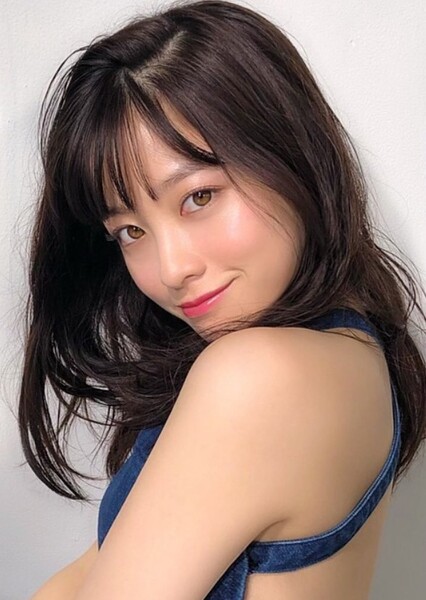 Kanna Hashimoto photo