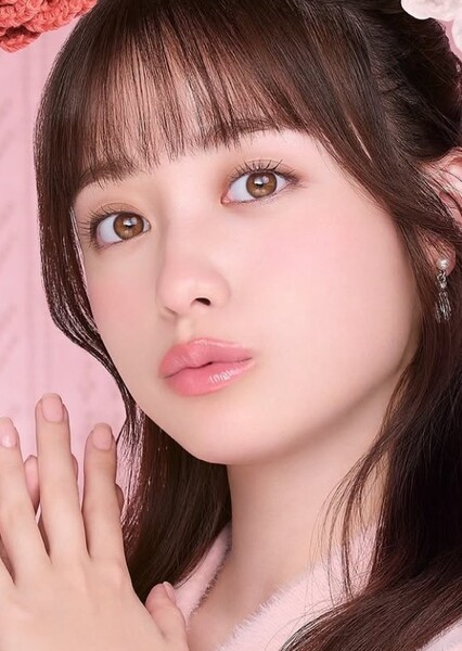 Kanna Hashimoto photo