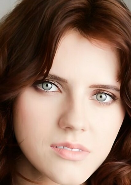 Kara Hayward photo