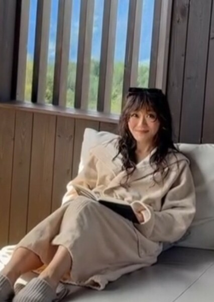 Karen Fukuhara photo