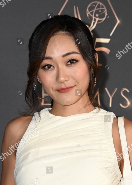 Karen Fukuhara photo