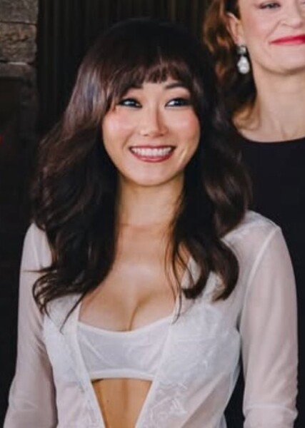 Karen Fukuhara photo