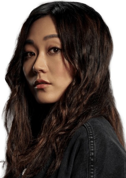 Karen Fukuhara photo