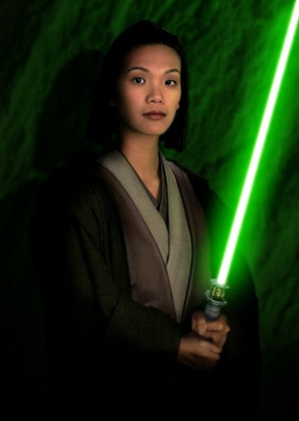 Karen Fukuhara photo