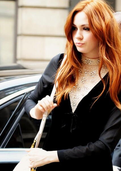 Karen Gillan photo