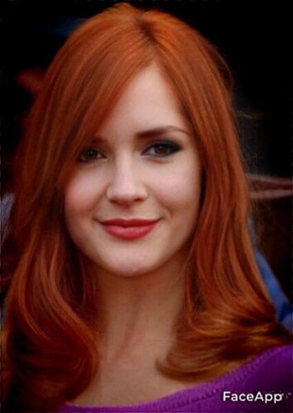 Karen Gillan photo