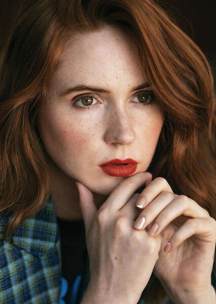 Karen Gillan photo