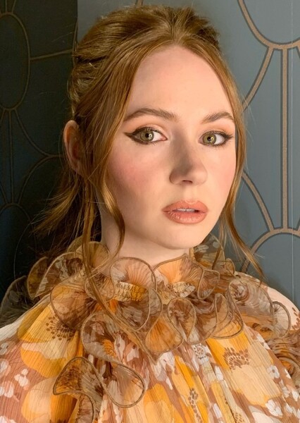 Karen Gillan photo