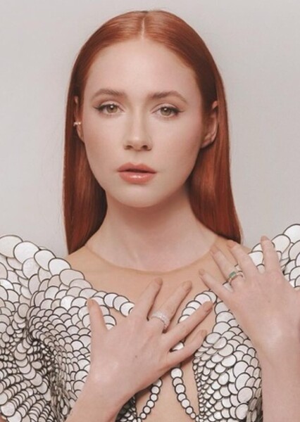 Karen Gillan photo